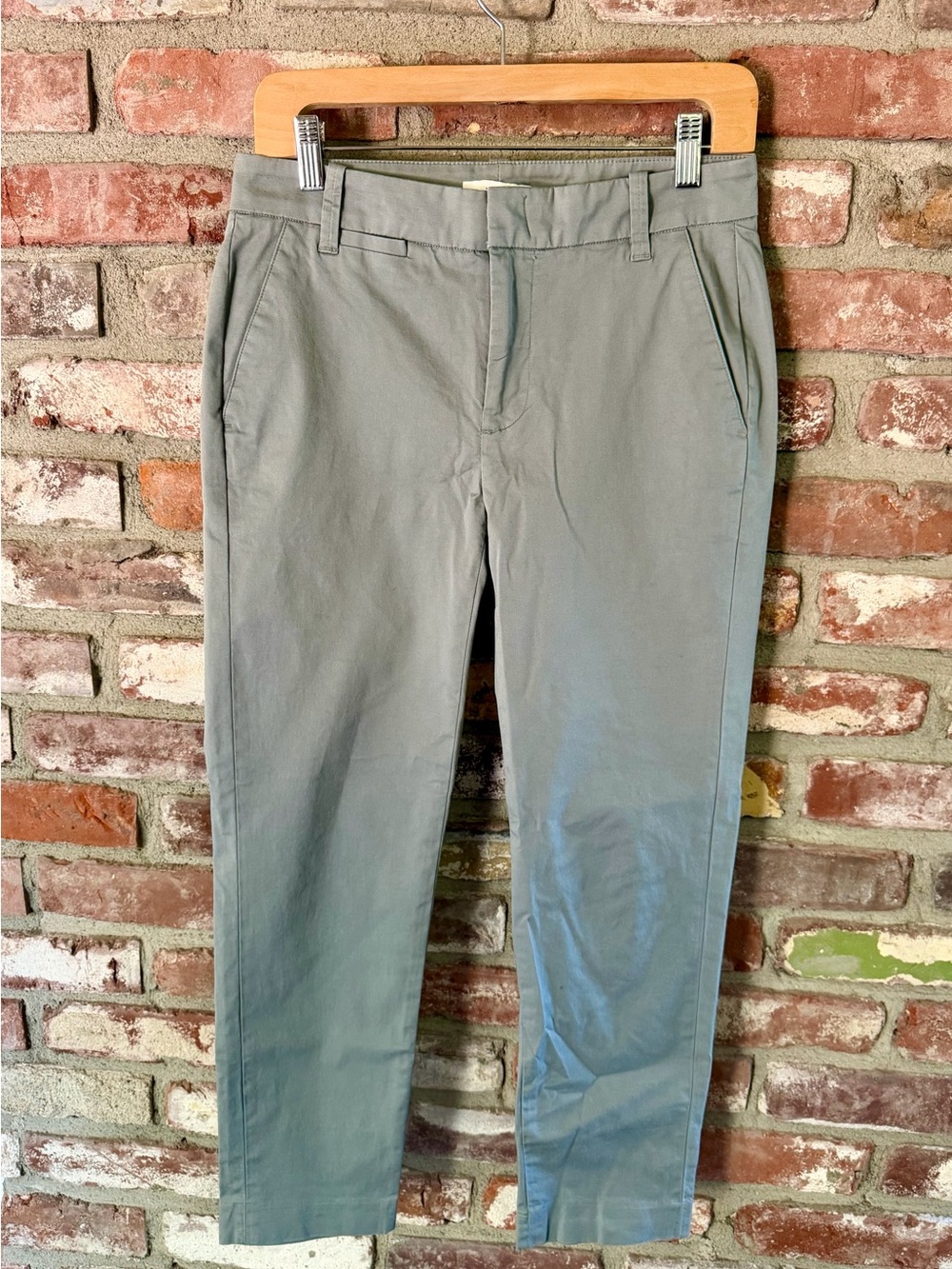NWT Women’s Vince Chino Pants